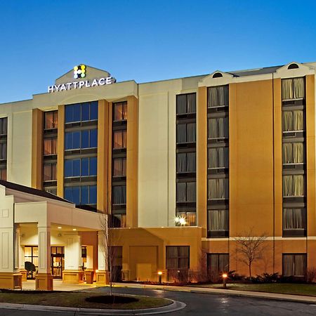 Hyatt Place Cincinnati Блу Аш Екстериор снимка