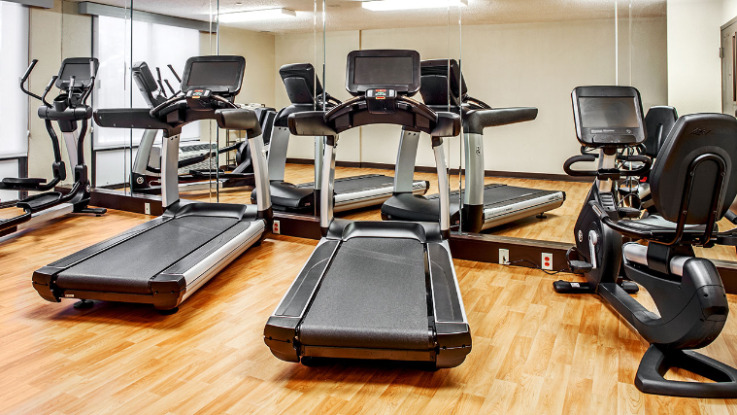 Hyatt Place Cincinnati Блу Аш Екстериор снимка